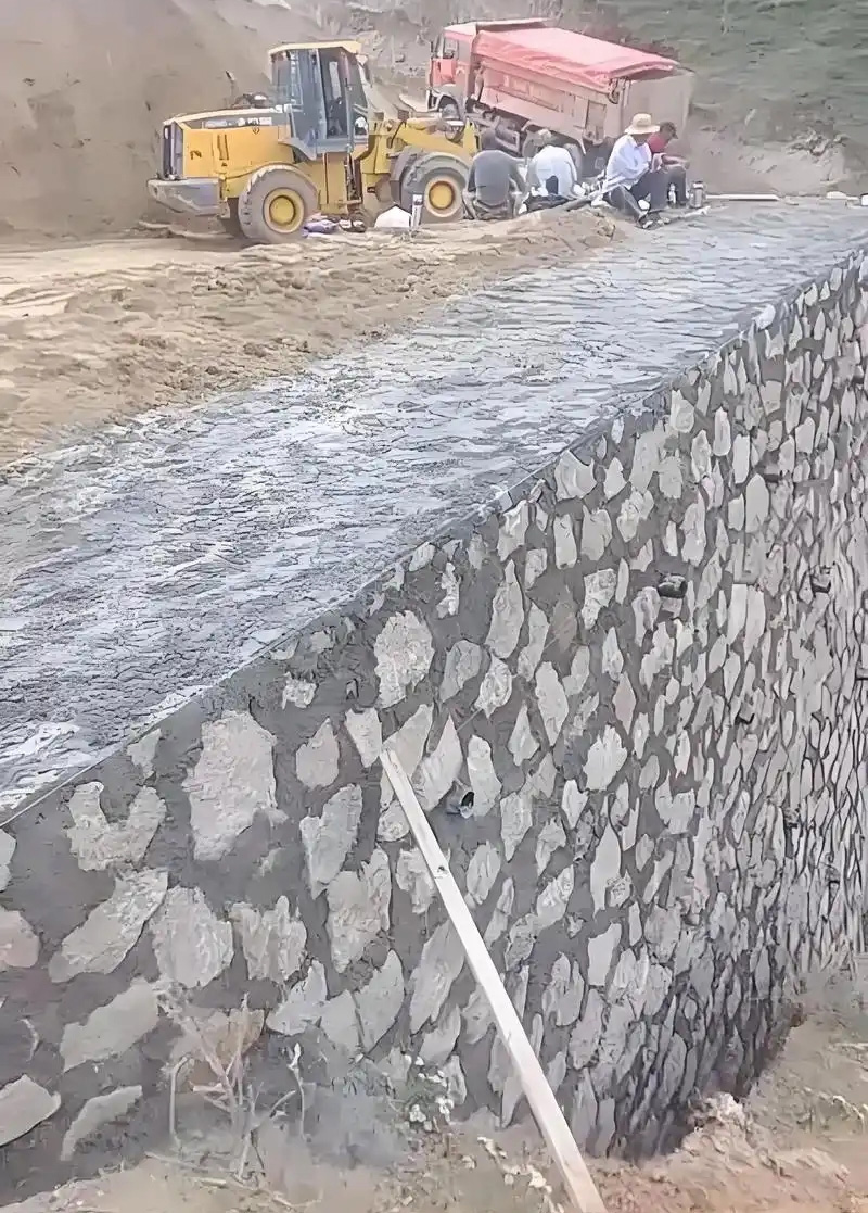 临沂兰山区边坡加固